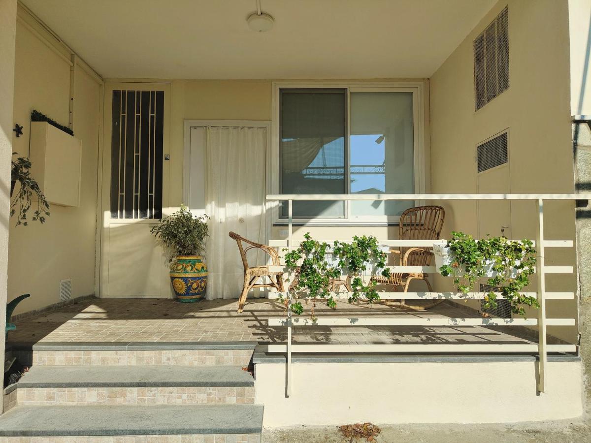 Ninfea Apartment วีโกเอเกวนเซ ภายนอก รูปภาพ